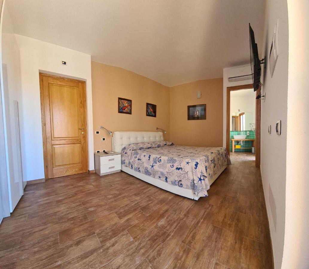 Rena Bianca Suite By La Contessa Santa Teresa Gallura Exterior foto