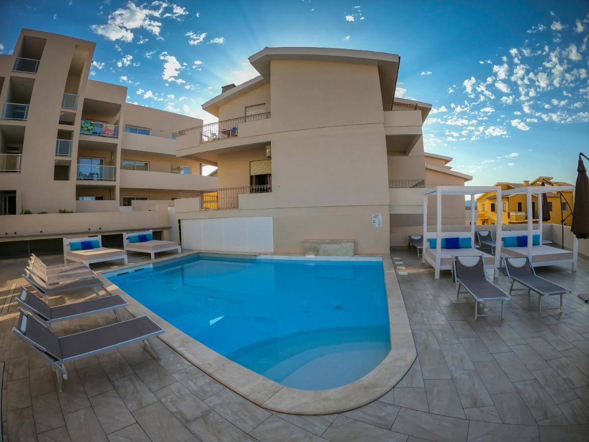 Rena Bianca Suite By La Contessa Santa Teresa Gallura Exterior foto